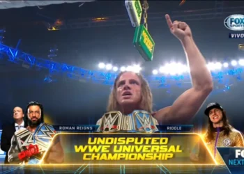 Riddle se convierte en retador del Campeonato Universal Indiscutido de WWE de Roman Reigns
