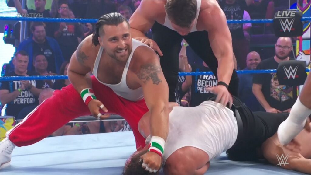Tony D'Angelo, Stacks & Two Dimes derrotan a el Legado del Fantasma en NXT In Your House