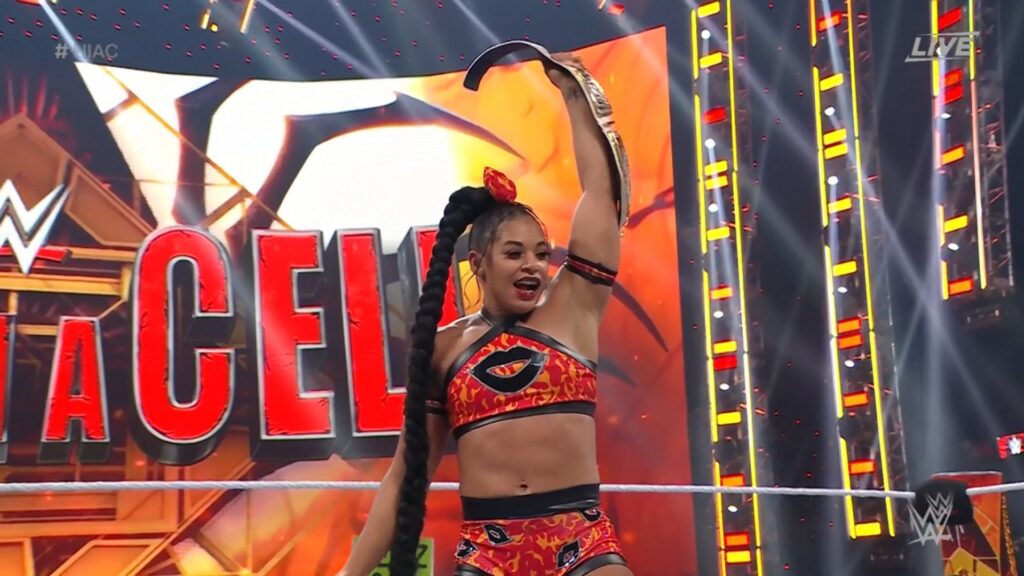 Bianca Belair retiene el Campeonato Femenino de Raw en Hell in a Cell 2022