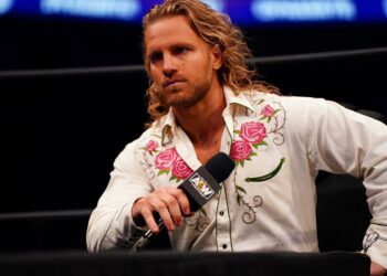 Adam Page aclara que los rumores sobre que no acepta consejos son "exagerados"