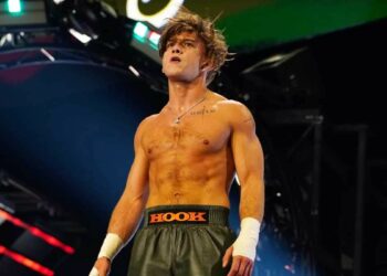 HOOK revela que está recuperándose de una conmoción cerebral