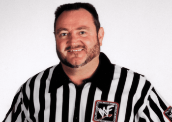 Fallece Tim White, exárbitro en WWE