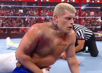 Cody Rhodes derrota a Seth Rollins en WWE Hell in a Cell 2022