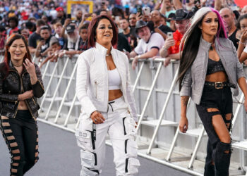 Más detalles del debut de la facción de Bayley, Dakota Kai e IYO SKY