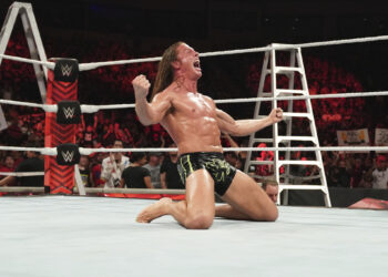 WWE vuelve a cambiar el nombre de Riddle