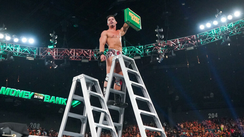 ¿Cuando eligió a WWE a Theory como ganador del maletín en Money in the Bank?