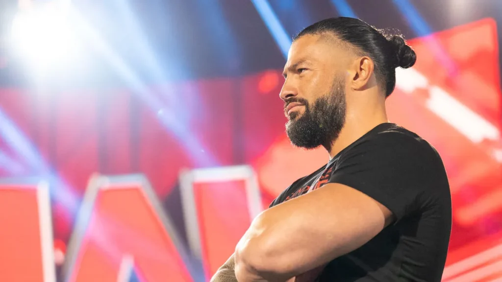 Roman Reigns hace referencia a Vince McMahon durante WWE RAW