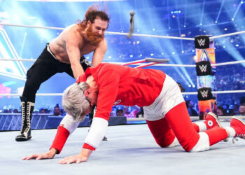 Sami Zayn responde a las críticas de su lucha contra Johnny Knoxville