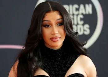 Cardi B nombra a su pareja favorita de la Ruthless Aggression Era de WWE