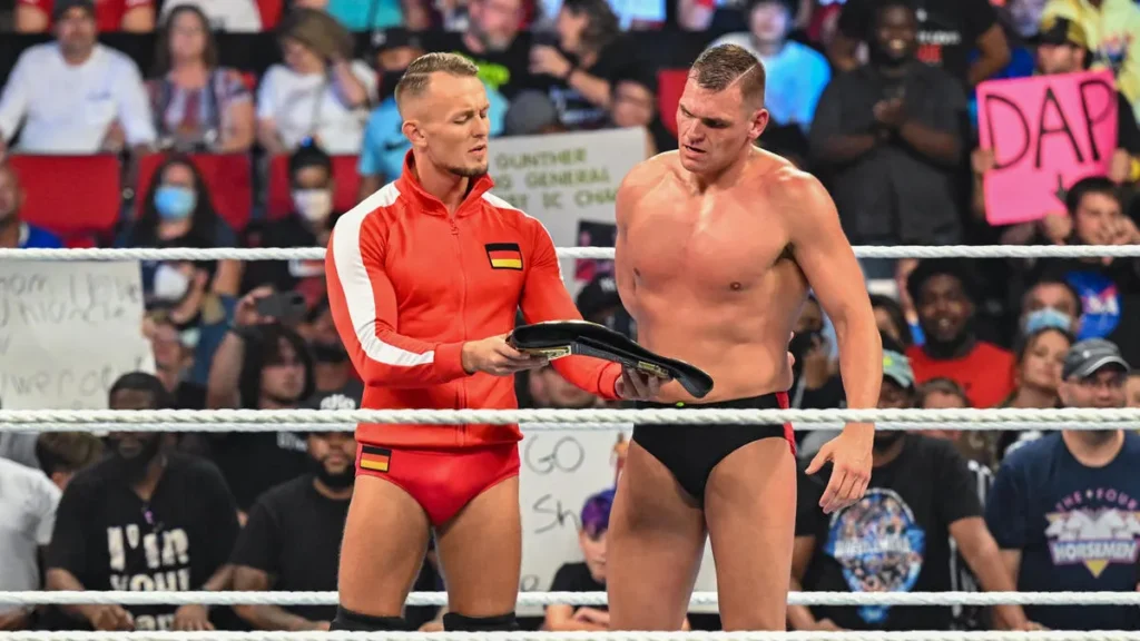 Gunther retiene el Campeonato Intercontinental en WWE SmackDown