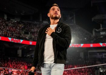 Johnny Gargano cuenta cómo fue luchar en una cárcel