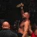Jon Moxley se convierte en Campeón Mundial Indiscutido de AEW