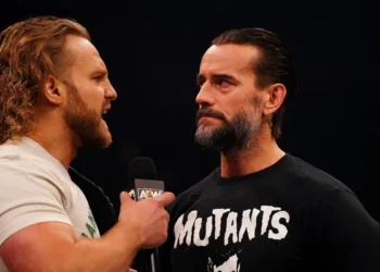CM Punk estaba frustrado debido a que The Elite no quería reunirse con él