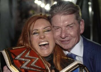 Becky Lynch sobre la marcha de Vince McMahon: "Es el comienzo de una nueva era"