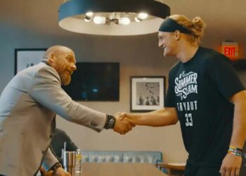 WWE contrata a 14 atletas que participaron en los 'tryouts' de SummerSlam