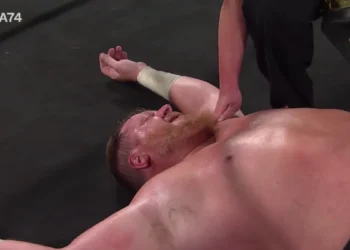 Trevor Murdoch retiene el Campeonato Mundial Pesado en NWA 74