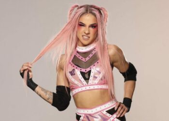 Dakota Kai se sincera ante los aficionados a unas horas de viajar a Cardiff