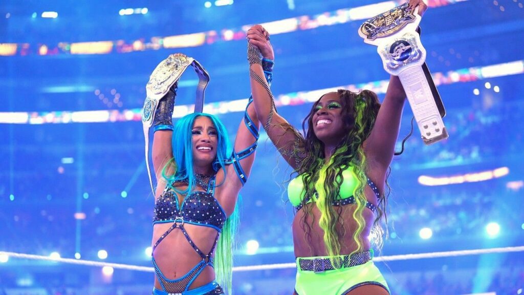 Sasha Banks y Naomi regresan a las 'intros' de los shows de WWE en Crown Jewel
