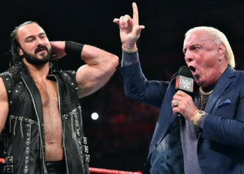 Ric Flair cree que la derrota de Drew McIntyre en Clash at the Castle fue la decisión correcta