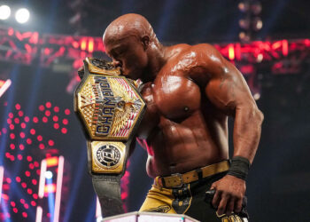 Bobby Lashley defiende con éxito el Campeonato de Estados Unidos en WWE RAW