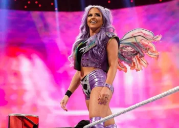 Candice LeRae cree que Becky Lynch puso el listo muy alto para las mujeres que regresan tras su embarazo
