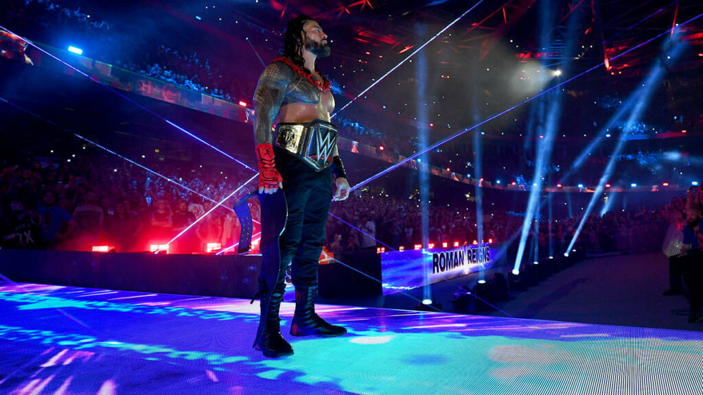 ¿Cuándo volvería a defender Roman Reigns el Campeonato Universal Indiscutido de WWE?