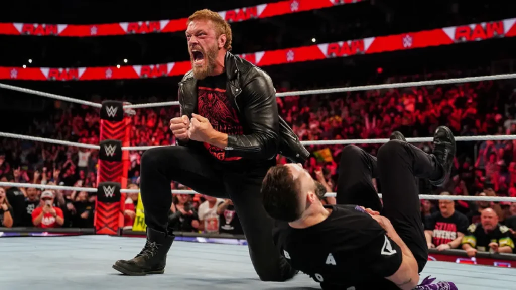 Edge y Finn Balor podrían enfrentarse en un Hell in a Cell en WrestleMania