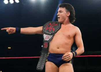 ‘Speedball’ Mike Bailey firmaría con AEW