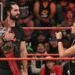 Seth Rollins y Becky Lynch son vistos entrenando con ex superestrellas de WWE