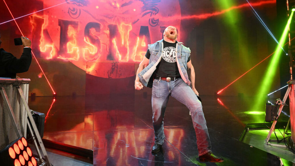 Brock Lesnar regresa en RAW Season Premiere y ataca a Bobby Lashley
