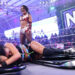 Roxanne Perez se lleva la victoria ante Cora Jade en un Weapons Wild Match Roxanne Perez se lleva la victoria ante Cora Jade en un Weapons Wild Match