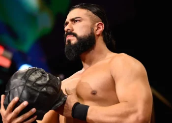 Los comentaristas de AEW recibieron la orden de no mencionar a Andrade durante los shows
