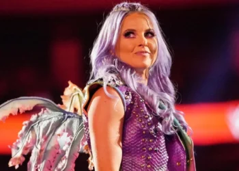 Candice LeRae revela cuándo recibió el alta para competir tras dar a luz