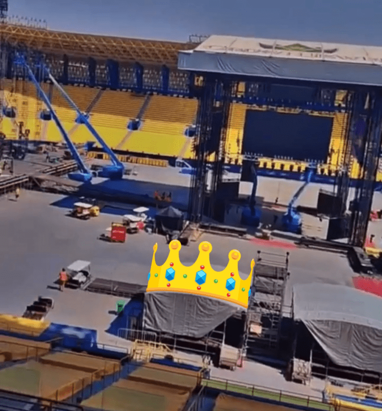 Primera imagen de la construcción del escenario de WWE Crown Jewel 2022