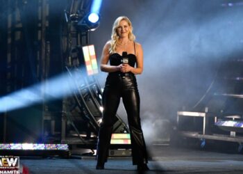 Tony Khan: "Renee Paquette es muy valiosa para nosotros"