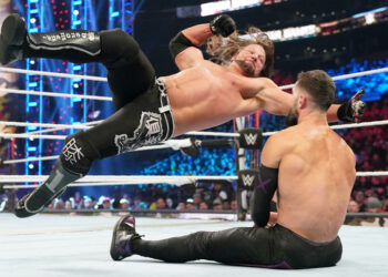 AJ Styles derrota a Finn Balor en WWE Survivor Series 2022