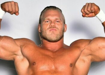 Hammerstone anuncia que pasará por quirófano debido a una lesión de rodilla