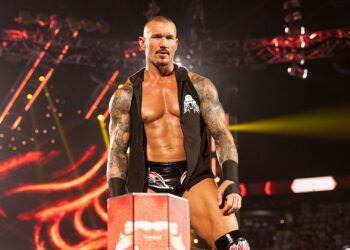 Randy Orton planearía seguir luchando varios años más