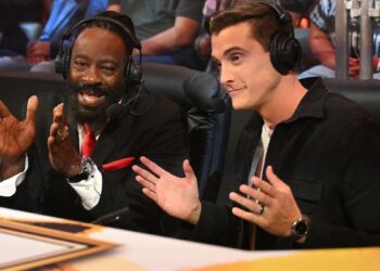 Booker T, sobre su labor como comentarista: "No pretendo ser como Michael Cole"