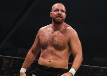 Jon Moxley espera poder tomarse un tiempo libre en algún momento