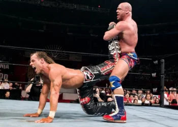 Kurt Angle cree que un campeón actual de WWE es el nuevo Shawn Michaels