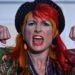 The Rock confirma que Becky Lynch interpretará a Cyndi Lauper en Young Rock The Rock confirma que Becky Lynch interpretará a Cyndi Lauper en Young Rock