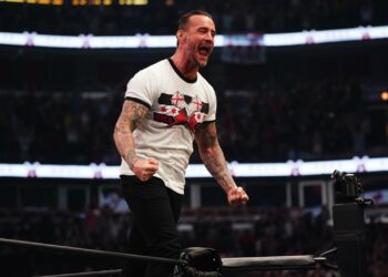 Luchador de IMPACT Wrestling aconseja a la empresa que firme a CM Punk