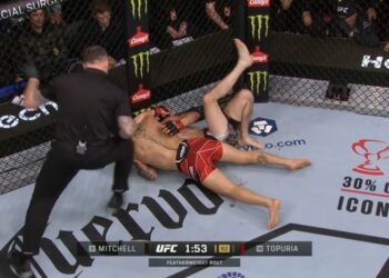Ilia Topuria derrota a Bryce Mitchell en UFC 282