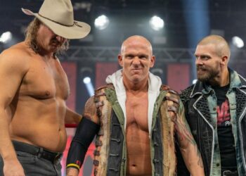 Eric Young no comenzaría a trabajar en WWE hasta 2023