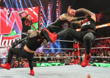 Productores WWE RAW 19 de diciembre de 2022