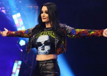 Saraya anuncia su salida de AEW