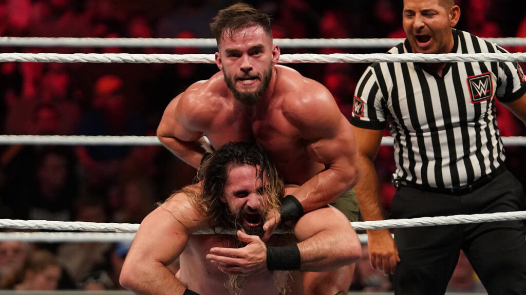 Austin Theory comenta que Seth Rollins 'alcanzó su límite' durante su combate en RAW