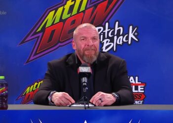 Triple H sobre la posible participación de The Rock en WrestleMania: "No creo que vaya a estar"