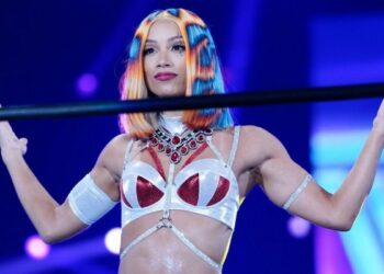 Eric Bischoff no espera que la audiencia de AEW mejore considerablemente por Mercedes Moné